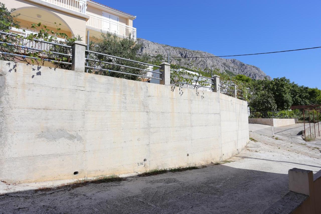 Apartments With A Parking Space Stanici, Omis - 17894 Esterno foto